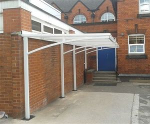Bespoke parent waiting shelter, Herons Cross Primary