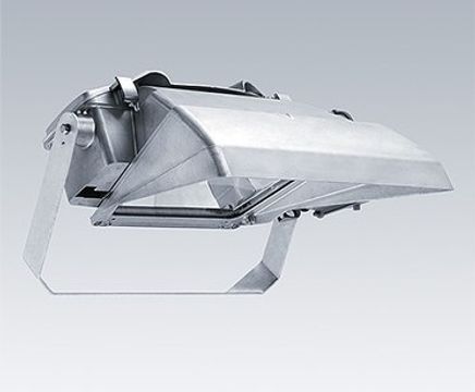Champion asymmetric sports floodlighting