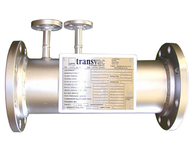 Steam atomising desuperheater