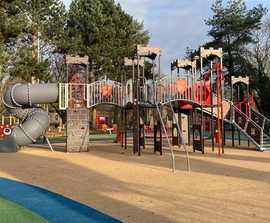 Bespoke castle-themed playground installation - Tamworth