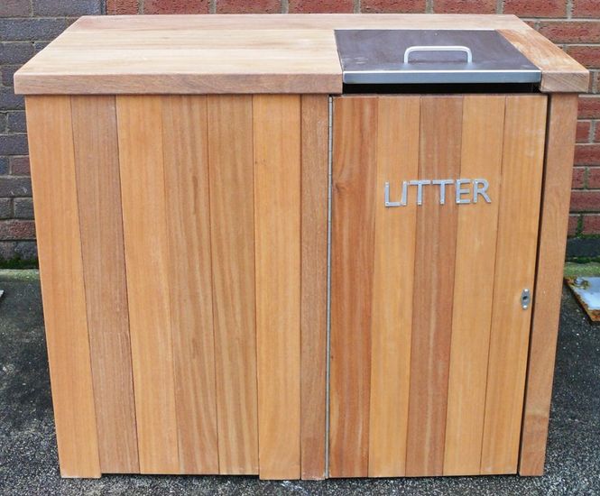 LBSH 112 square lockable hardwood litter bin