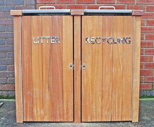 LBSH 112 hardwood timber square litter bin