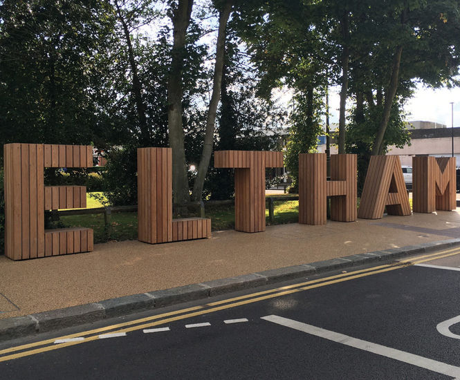 Custom illuminated signs for Eltham High Street