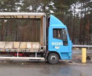 Terror Stopper PAS 68 static bollards