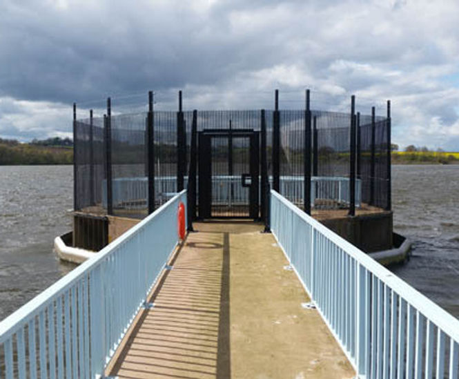 High security perimeter fencing for reservoir