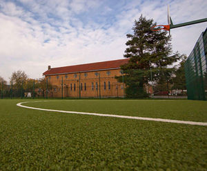 Sports fencing for primary school MUGA