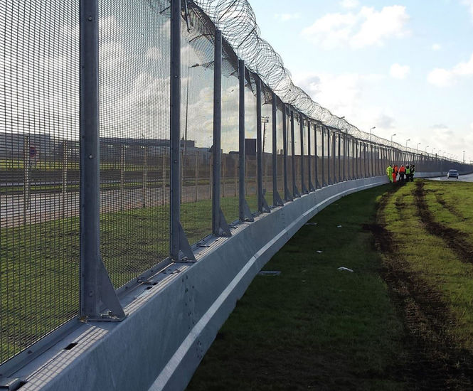 Border Security Fencing for busy European Port