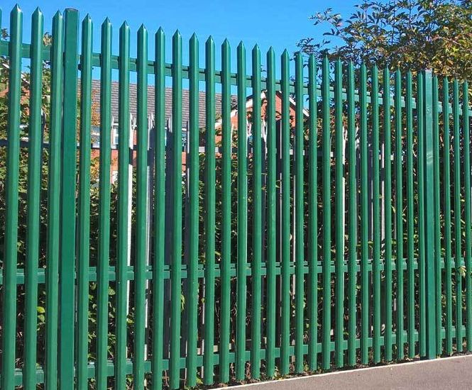 Vehicle mitigation palisade fencing for busy rail track