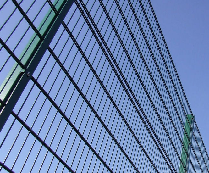 TwinGuard SL1 rigid mesh security fencing Barkers Fencing