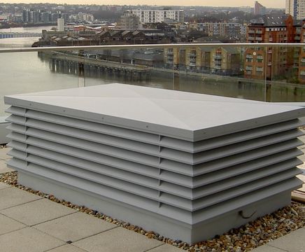Penthouse louvres