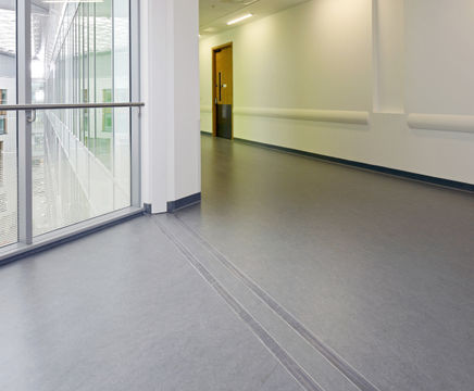 DGTR Series - CS gasketed floor joint covers 