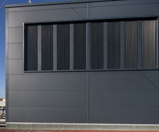 Rain defence louvres for energy-efficient data centres - Germany