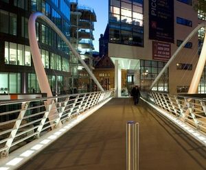 Bespoke butterfly arch bridge, Manchester Piccadilly