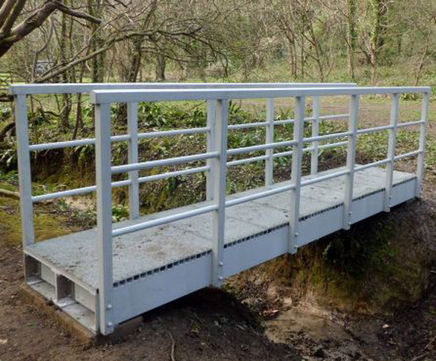 Lightweight FRP footbridges for remote areas