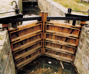 Lock gates, Oldham Broad Canal