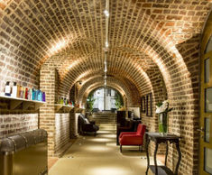 Crack injection waterproofing system for brick cellars