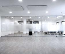 MSW Comfort locking mechanism for manual sliding walls