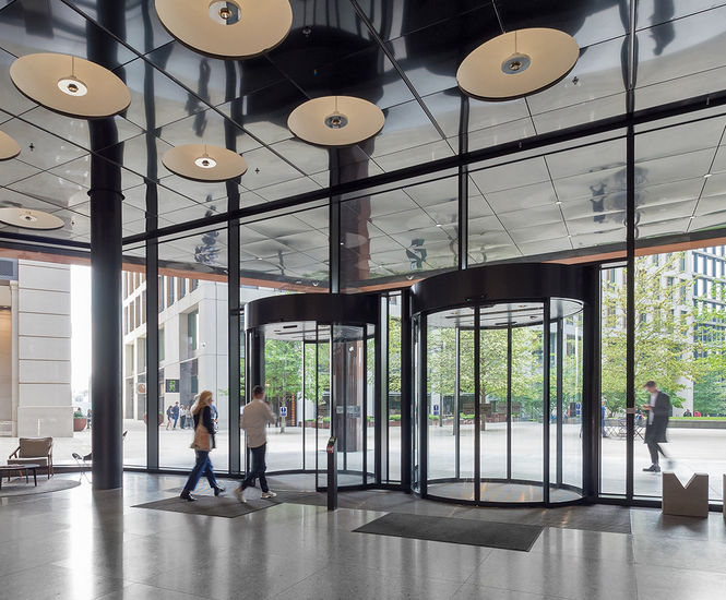 Door gear for automatic entrance doors - Universal Music