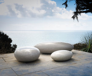 Pico Pebble - granite aggregate concrete high-gloss seats