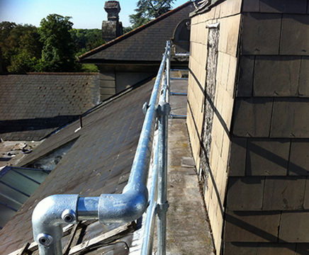 Rooftop safety solution for country house hotel