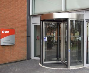 Low-energy entrance for E.ON HQ in Coventry