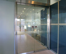 TORMAX 1102 internal commercial swing door automator