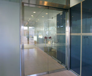 TORMAX 1102 internal commercial swing door automator