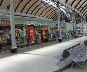 Automatic entrances deliver easy access to station shops