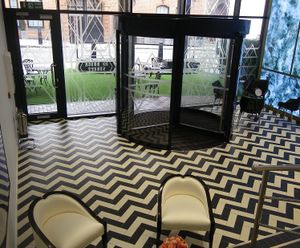 TORMAX revolving entrance door – Office Space, Mayfair