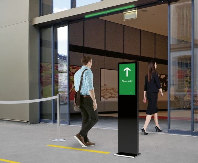 New hygienic pedestrian traffic control door system