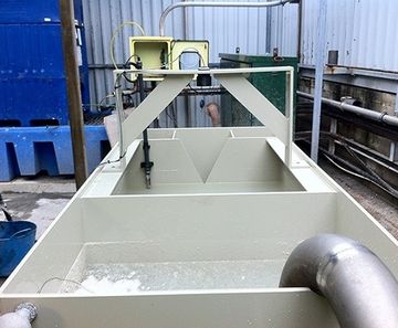 V-notch weir tank