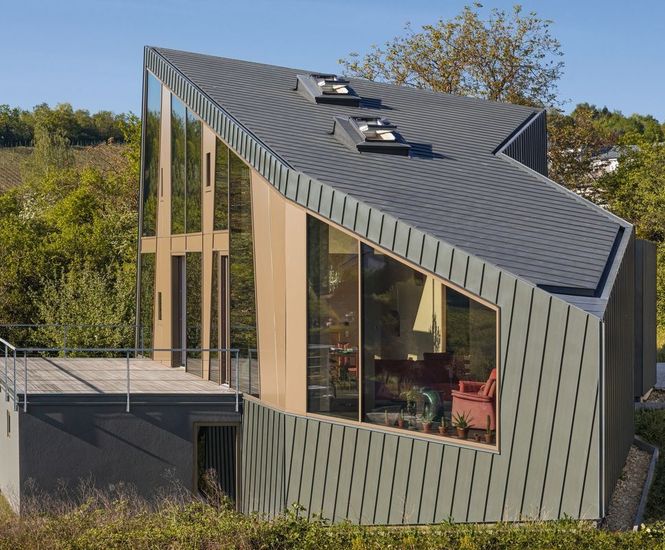 RHEINZINK-prePATINA roof and facade - private residence