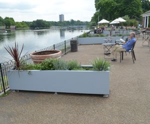 Stratum planters - The Royal Parks Lido Cafe, Hyde Park