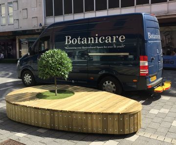 Island seating and planter units, Atrium Shopping Centre