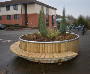 Castleton FSC timber & steel planter