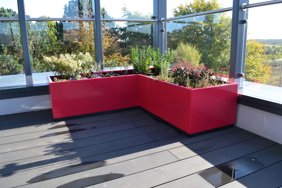 Images for Roof terrace planters Nottingham Trent University