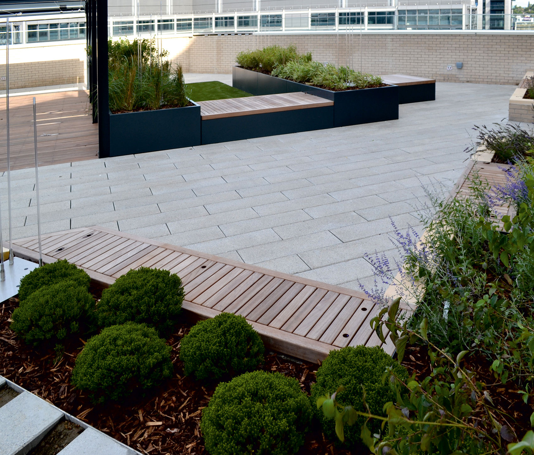 Stratum planter / seating unit | Street Design | ESI External Works