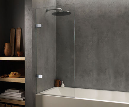 Genoa frameless bath screen