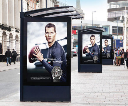 Fuzion D6 - 6-sheet outdoor digital monolith