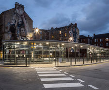 Bespoke shelters and signage for passenger interchange