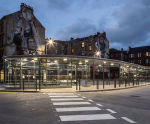 Bespoke shelters and signage for passenger interchange
