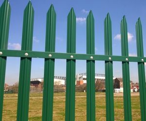 Lochrin Combi - steel security fence for high-risk site protection