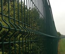 Lochrin WaveGUARD - profiled steel mesh security fence for site boundaries