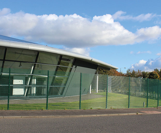 Lochrin 358™ - twin wire steel mesh security fencing