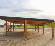 Bespoke canopy, shelters and seating for visitor centre
