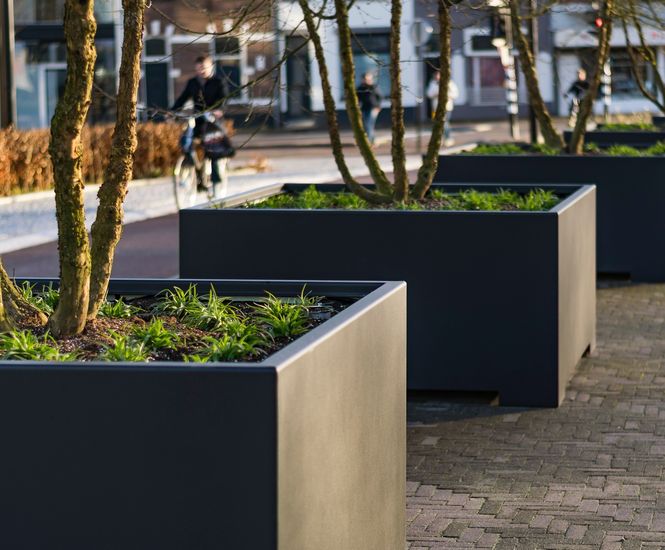 POC - Square High planter