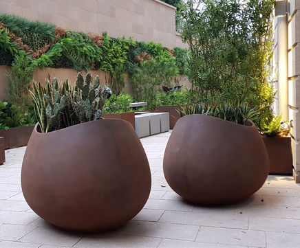 Blob Avant-Garde - contemporary biophilic planters