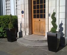 Spirit - Ashaway fire-retardant planters with ashtray