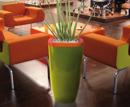 Quadik Plus Spirit Planters - lightweight fibreglass planter