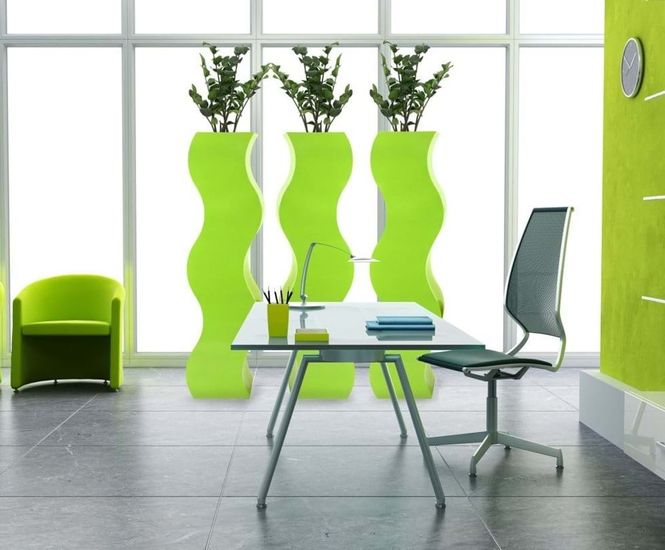 Curvy Xtreme - wavy fiberglass planter